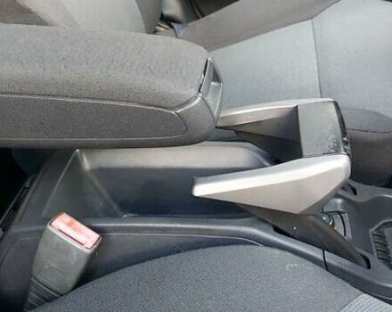 Бежевый Опель Зафира, объемом двигателя 1.6 л и пробегом 156 тыс. км за 5799 $, фото 50 на Automoto.ua