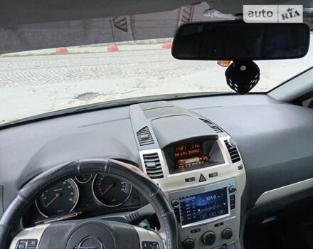 Бежевий Опель Зафіра, об'ємом двигуна 1.6 л та пробігом 300 тис. км за 4200 $, фото 2 на Automoto.ua