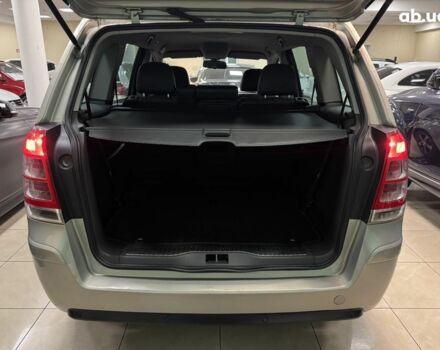 Бежевый Опель Зафира, объемом двигателя 0 л и пробегом 251 тыс. км за 6700 $, фото 3 на Automoto.ua