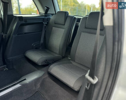 Бежевый Опель Зафира, объемом двигателя 1.8 л и пробегом 261 тыс. км за 6900 $, фото 39 на Automoto.ua