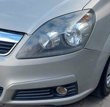 Бежевый Опель Зафира, объемом двигателя 1.6 л и пробегом 156 тыс. км за 5799 $, фото 10 на Automoto.ua