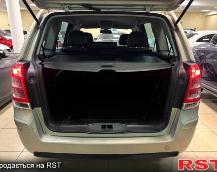 Бежевый Опель Зафира, объемом двигателя 1.8 л и пробегом 251 тыс. км за 6700 $, фото 2 на Automoto.ua