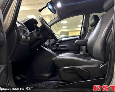 Бежевый Опель Зафира, объемом двигателя 1.8 л и пробегом 251 тыс. км за 6700 $, фото 8 на Automoto.ua