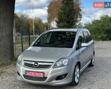 Бежевый Опель Зафира, объемом двигателя 1.8 л и пробегом 261 тыс. км за 6900 $, фото 9 на Automoto.ua