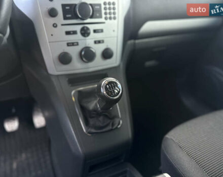 Бежевый Опель Зафира, объемом двигателя 1.8 л и пробегом 261 тыс. км за 6900 $, фото 32 на Automoto.ua