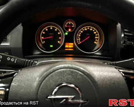 Бежевый Опель Зафира, объемом двигателя 1.8 л и пробегом 251 тыс. км за 6700 $, фото 13 на Automoto.ua