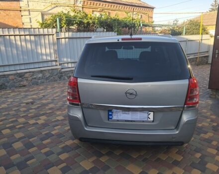Бежевый Опель Зафира, объемом двигателя 1.8 л и пробегом 250 тыс. км за 6300 $, фото 1 на Automoto.ua