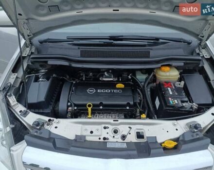 Бежевый Опель Зафира, объемом двигателя 1.8 л и пробегом 209 тыс. км за 6999 $, фото 21 на Automoto.ua