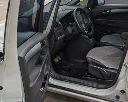 Бежевый Опель Зафира, объемом двигателя 1.8 л и пробегом 265 тыс. км за 6700 $, фото 8 на Automoto.ua