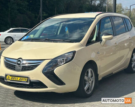 Бежевый Опель Зафира, объемом двигателя 2 л и пробегом 380 тыс. км за 7200 $, фото 2 на Automoto.ua