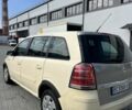 Бежевый Опель Зафира, объемом двигателя 1.6 л и пробегом 320 тыс. км за 3000 $, фото 1 на Automoto.ua