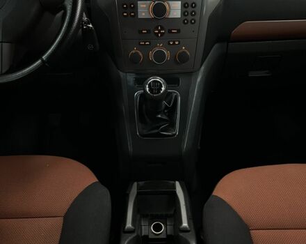 Чорний Опель Зафіра, об'ємом двигуна 0 л та пробігом 227 тис. км за 6900 $, фото 5 на Automoto.ua