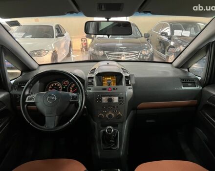 Чорний Опель Зафіра, об'ємом двигуна 0 л та пробігом 227 тис. км за 6900 $, фото 7 на Automoto.ua