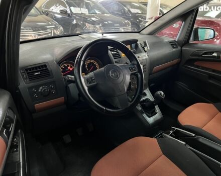 Чорний Опель Зафіра, об'ємом двигуна 0 л та пробігом 227 тис. км за 6900 $, фото 6 на Automoto.ua