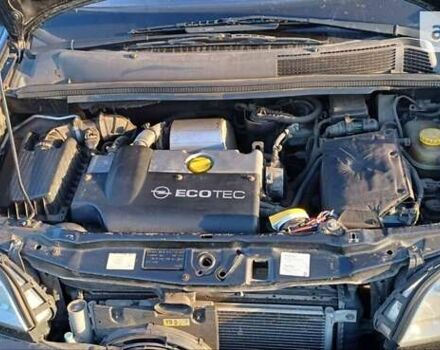 Черный Опель Зафира, объемом двигателя 2 л и пробегом 377 тыс. км за 5000 $, фото 1 на Automoto.ua