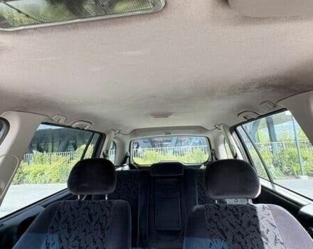 Черный Опель Зафира, объемом двигателя 2 л и пробегом 285 тыс. км за 1600 $, фото 6 на Automoto.ua