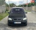 Черный Опель Зафира, объемом двигателя 2 л и пробегом 362 тыс. км за 2350 $, фото 1 на Automoto.ua