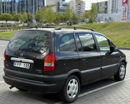 Черный Опель Зафира, объемом двигателя 2 л и пробегом 285 тыс. км за 1600 $, фото 4 на Automoto.ua
