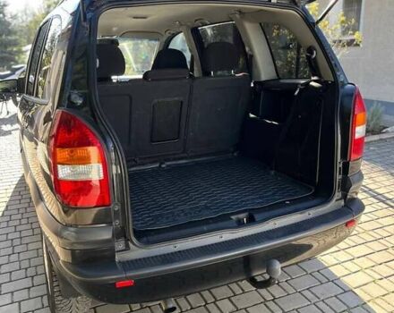 Черный Опель Зафира, объемом двигателя 2 л и пробегом 349 тыс. км за 3999 $, фото 20 на Automoto.ua