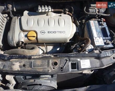 Черный Опель Зафира, объемом двигателя 1.8 л и пробегом 210 тыс. км за 4000 $, фото 8 на Automoto.ua