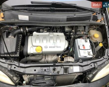 Черный Опель Зафира, объемом двигателя 1.8 л и пробегом 253 тыс. км за 4700 $, фото 12 на Automoto.ua