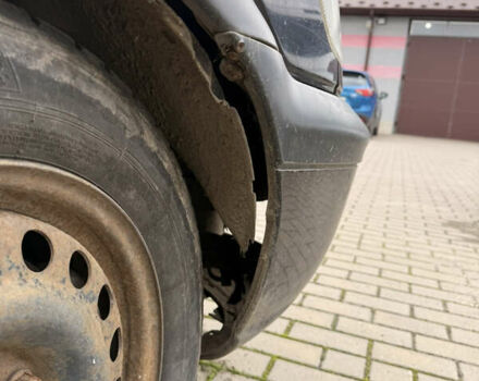 Черный Опель Зафира, объемом двигателя 2.2 л и пробегом 300 тыс. км за 1700 $, фото 9 на Automoto.ua