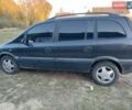Черный Опель Зафира, объемом двигателя 2 л и пробегом 300 тыс. км за 2100 $, фото 1 на Automoto.ua