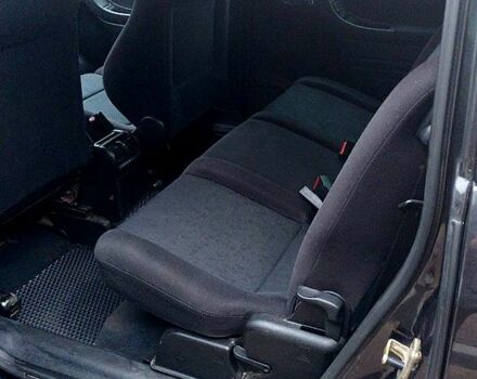 Черный Опель Зафира, объемом двигателя 1.8 л и пробегом 320 тыс. км за 3950 $, фото 9 на Automoto.ua