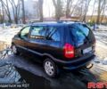 Черный Опель Зафира, объемом двигателя 2 л и пробегом 412 тыс. км за 3300 $, фото 1 на Automoto.ua