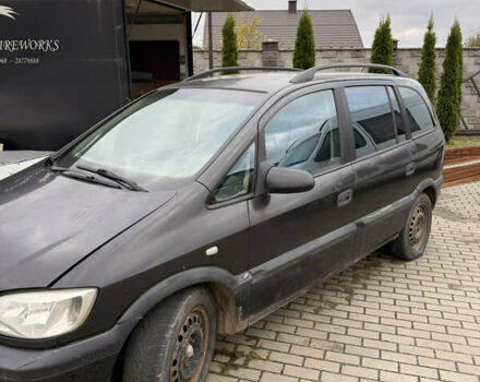 Черный Опель Зафира, объемом двигателя 2.2 л и пробегом 300 тыс. км за 1700 $, фото 2 на Automoto.ua