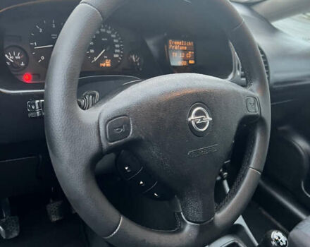 Черный Опель Зафира, объемом двигателя 2.2 л и пробегом 342 тыс. км за 4299 $, фото 18 на Automoto.ua