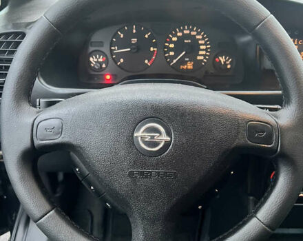 Черный Опель Зафира, объемом двигателя 2.2 л и пробегом 342 тыс. км за 4299 $, фото 25 на Automoto.ua