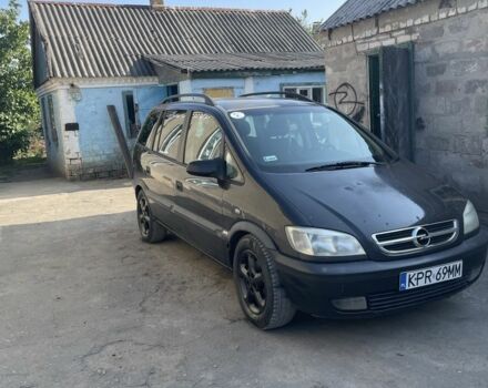 Черный Опель Зафира, объемом двигателя 2 л и пробегом 200 тыс. км за 1100 $, фото 4 на Automoto.ua