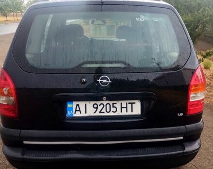 Черный Опель Зафира, объемом двигателя 1.6 л и пробегом 321 тыс. км за 3700 $, фото 4 на Automoto.ua