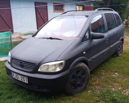 Черный Опель Зафира, объемом двигателя 1.8 л и пробегом 250 тыс. км за 1000 $, фото 1 на Automoto.ua