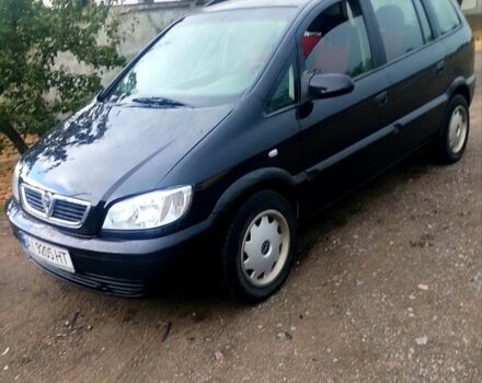 Черный Опель Зафира, объемом двигателя 1.6 л и пробегом 321 тыс. км за 3700 $, фото 3 на Automoto.ua