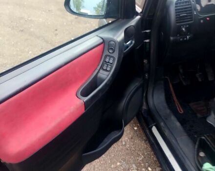 Черный Опель Зафира, объемом двигателя 1.6 л и пробегом 321 тыс. км за 3700 $, фото 9 на Automoto.ua