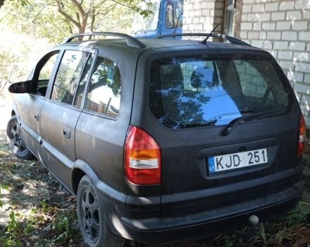 Черный Опель Зафира, объемом двигателя 1.8 л и пробегом 250 тыс. км за 1000 $, фото 6 на Automoto.ua