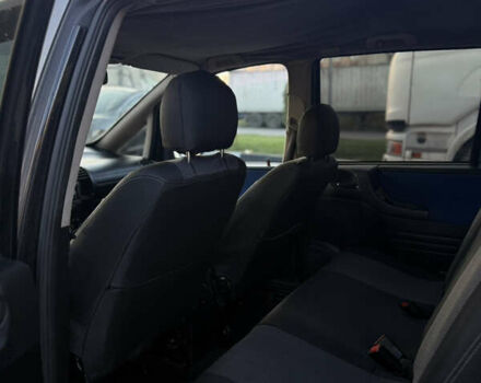 Чорний Опель Зафіра, об'ємом двигуна 2.2 л та пробігом 343 тис. км за 2299 $, фото 16 на Automoto.ua