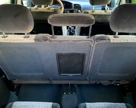 Чорний Опель Зафіра, об'ємом двигуна 2 л та пробігом 355 тис. км за 4000 $, фото 9 на Automoto.ua