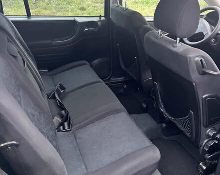 Черный Опель Зафира, объемом двигателя 2.2 л и пробегом 342 тыс. км за 4299 $, фото 8 на Automoto.ua