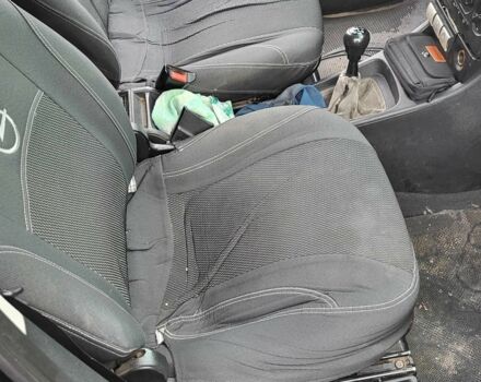 Черный Опель Зафира, объемом двигателя 2 л и пробегом 1 тыс. км за 3800 $, фото 5 на Automoto.ua