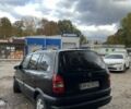 Черный Опель Зафира, объемом двигателя 2.2 л и пробегом 359 тыс. км за 3399 $, фото 7 на Automoto.ua