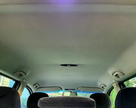 Чорний Опель Зафіра, об'ємом двигуна 2 л та пробігом 355 тис. км за 4000 $, фото 10 на Automoto.ua