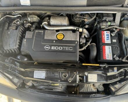 Черный Опель Зафира, объемом двигателя 2 л и пробегом 230 тыс. км за 1800 $, фото 6 на Automoto.ua