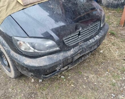 Чорний Опель Зафіра, об'ємом двигуна 0 л та пробігом 280 тис. км за 1432 $, фото 5 на Automoto.ua