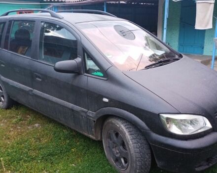 Черный Опель Зафира, объемом двигателя 1.8 л и пробегом 250 тыс. км за 1100 $, фото 2 на Automoto.ua