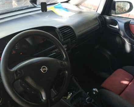 Черный Опель Зафира, объемом двигателя 1.8 л и пробегом 250 тыс. км за 1000 $, фото 5 на Automoto.ua