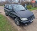 Черный Опель Зафира, объемом двигателя 2 л и пробегом 383 тыс. км за 1825 $, фото 1 на Automoto.ua