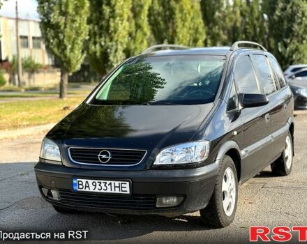 Черный Опель Зафира, объемом двигателя 2.2 л и пробегом 220 тыс. км за 3700 $, фото 4 на Automoto.ua